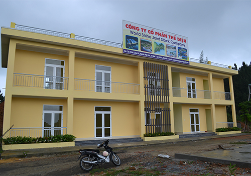 [-]Tướng[-]quân[-]đội[-]phản[-]đối[-]việc[-]xây[-]khu[-]nghỉ[-]dưỡng[-]trên[-]núi[-]Hải[-]Vân
